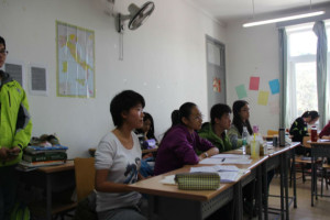 milan米兰体育官网新生辩论赛第一轮——强强对决，如火如荼 2