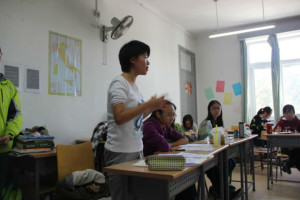 milan米兰体育官网新生辩论赛第一轮——强强对决，如火如荼 6